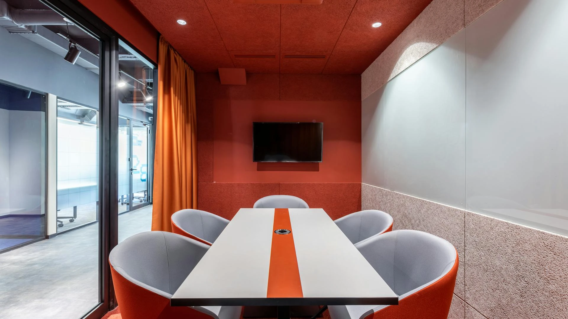 Control horario en España: lo que las empresas necesitan saber sobre el RD-ley 8/2019